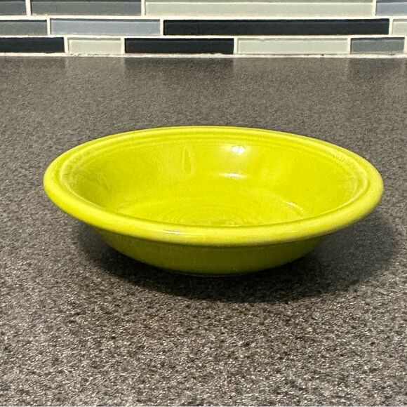 Fiestaware Fruitdish Lemongrass Post-86 Contemporary - Picture 1 of 3